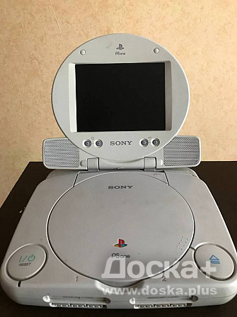 Sony PlayStation 1 с LCD