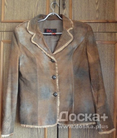 Отличная курточка, материал замша/кожа, р-р 46-48