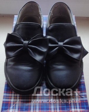 Красивые кожаные туфли с бантиком, размер 31